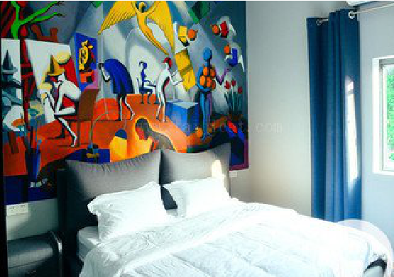 巴塘对于酒店的墙体彩绘而言更注重哪些方面?