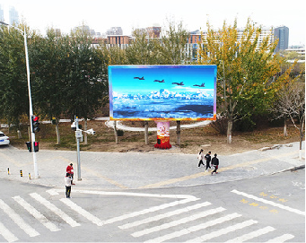 巴塘户外大屏广告投放要点。